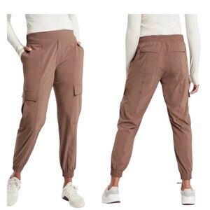 Athleta Chelsea utility jogger size 8